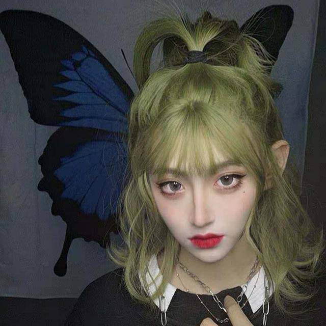 五,牛油果色亚麻色系一直都是时尚发色中的"常青树",属于热门爆款.