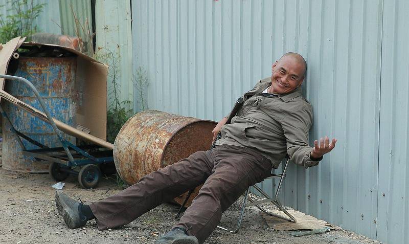 62岁鳌拜近况曾是tvb御用恶人今靠慈父角色洗底