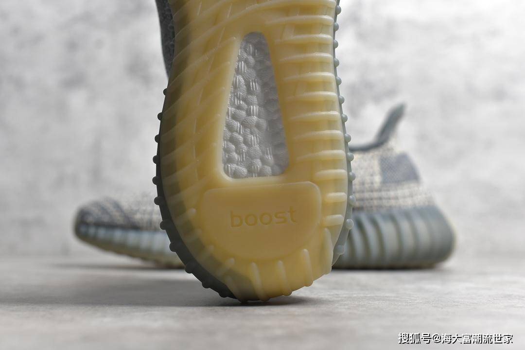 也说说yeezy椰子350v2蓝精灵israfil真假对比