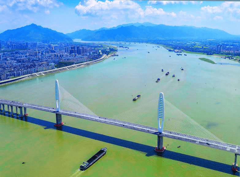 面积占大湾区近3成,土地开发强度远远低于珠三角平均水平,是珠三角营