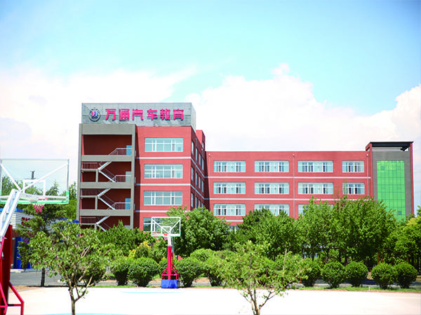 2020失业想转行学什么技术好专业汽修学校更适合你未来规划