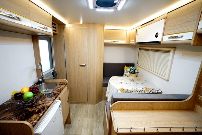 房车品牌新生力量谷雨房车de380lde420lde480l三款车型首发