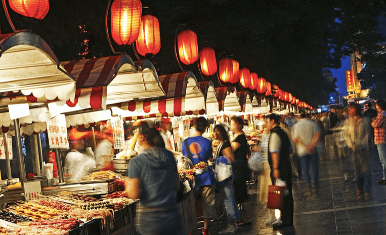 "夜间经济"地摊经济,用"烟火气"激活城市夜间消费