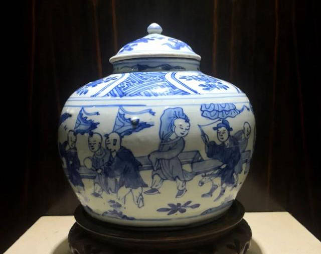 沈伟:瓷器绘画装饰上的永恒主题——婴年之戏