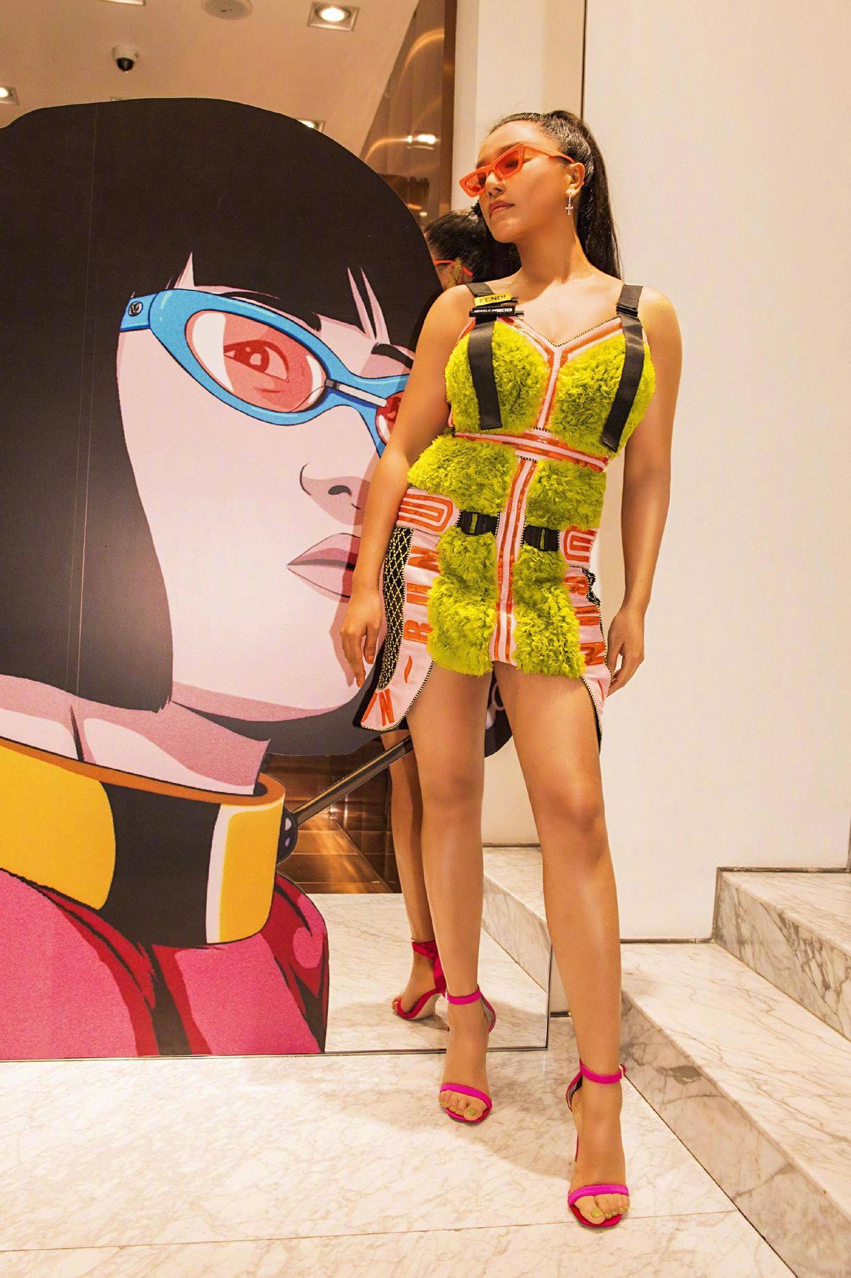 原创当江映蓉遇上紧身连衣裙终于知道为什么身材那么凹凸有致真美