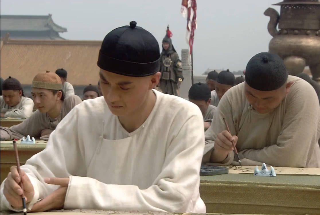 清朝科举考试要考几天?