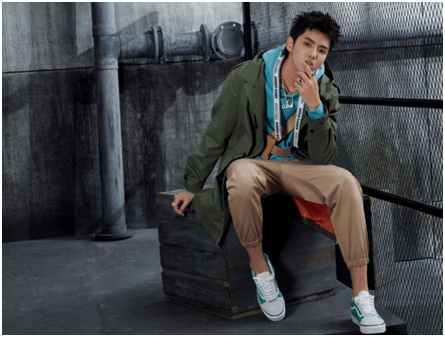 t集团签约明星吴亦凡出任全球代言人.