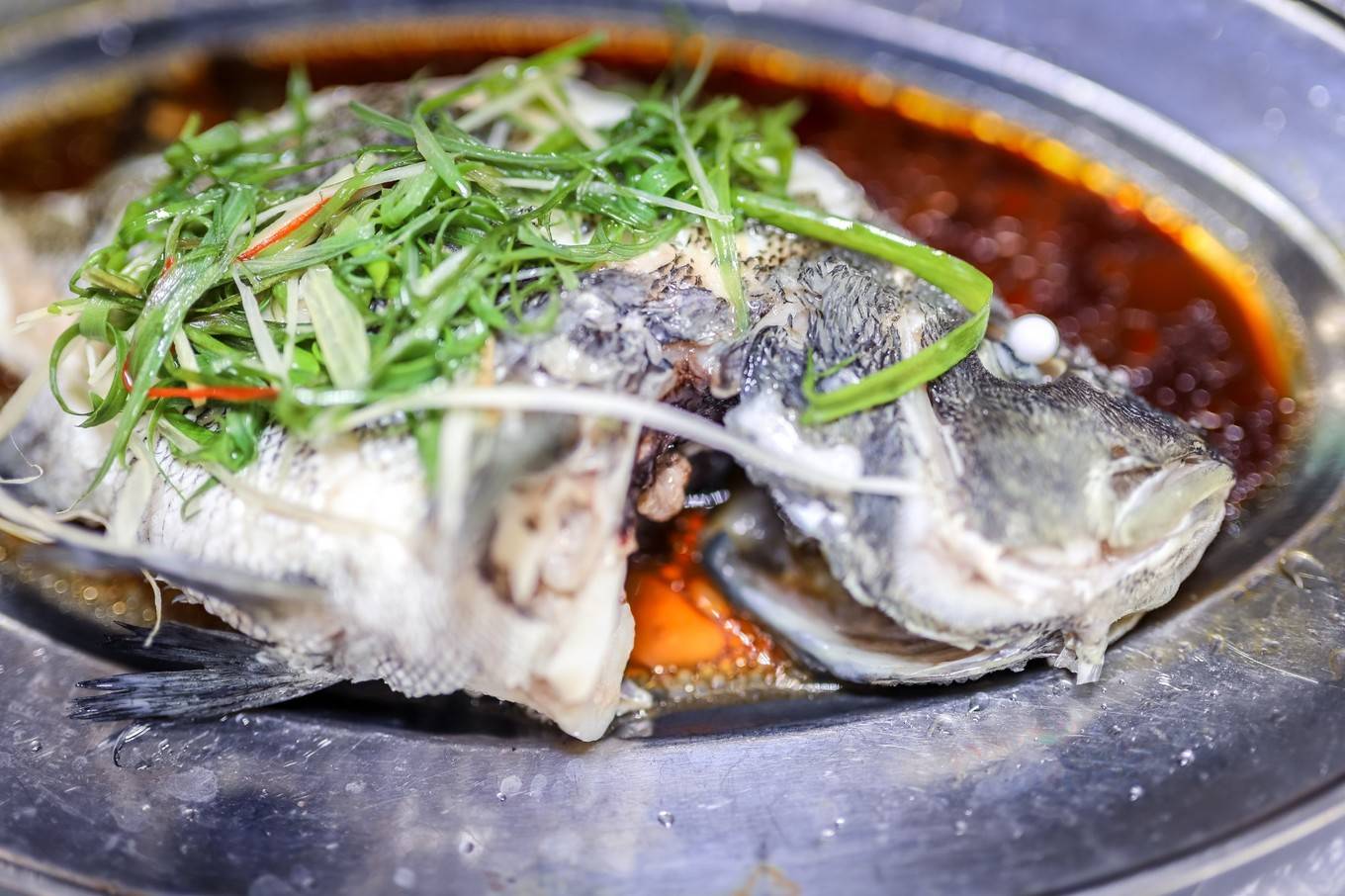 狗爪螺,石九公被称为"东澳三宝",上图的石九公就是小石斑鱼,清蒸后