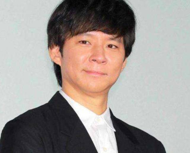 佐佐木希连男生都比不过渡部建不仅出轨女生还出轨男性艺人