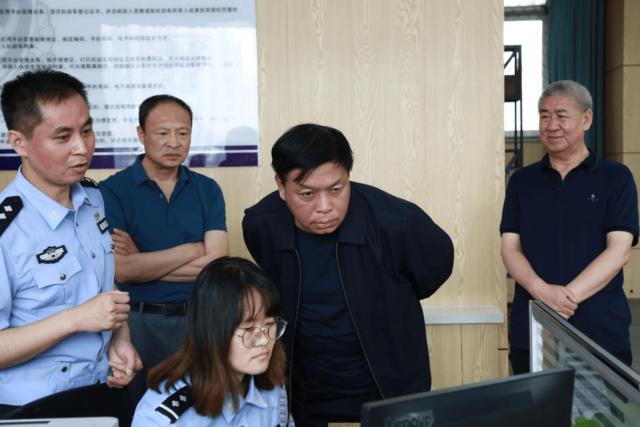 河北省交警总队党委书记,总队长张建芬 深入张家口调研指导道路交通