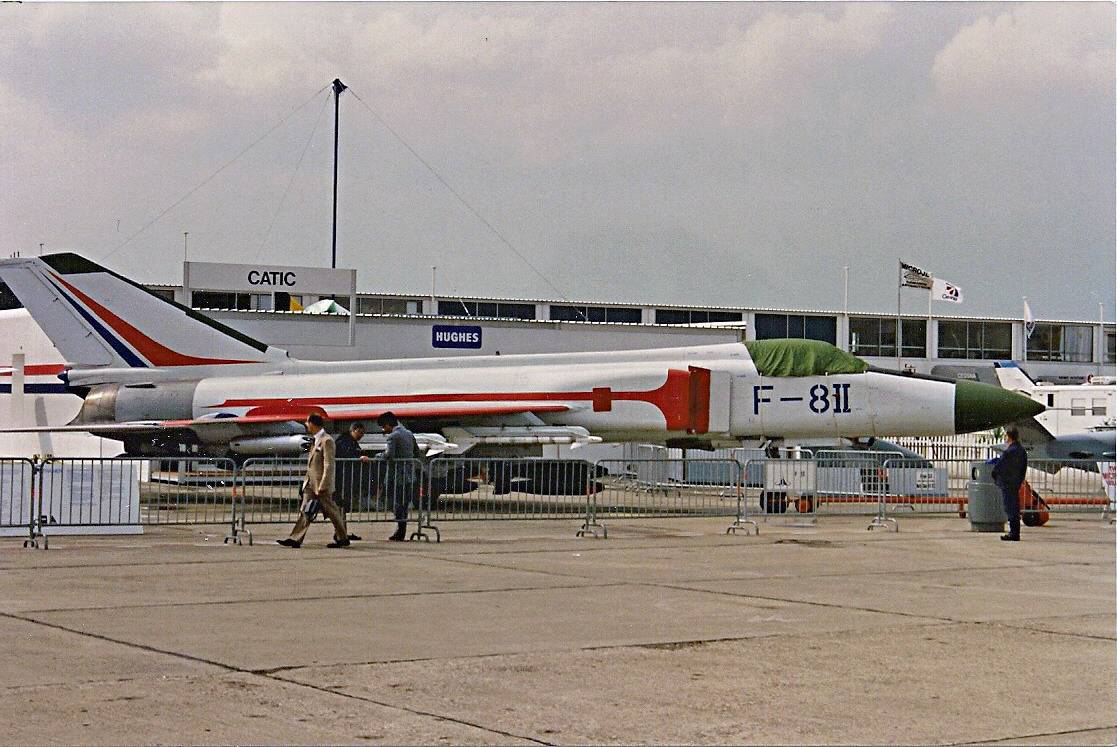 原创昔日最先进国产战斗机首飞36年,曾亮相巴黎航展,轰动整个西方