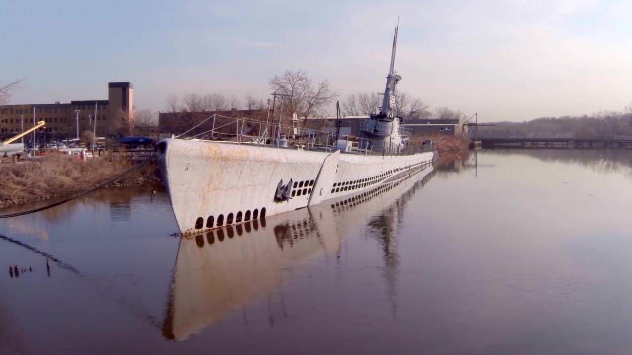 号和白鱼级潜艇鲳鱼号是二战期间美国造舰水平以及工业能力的代表之一