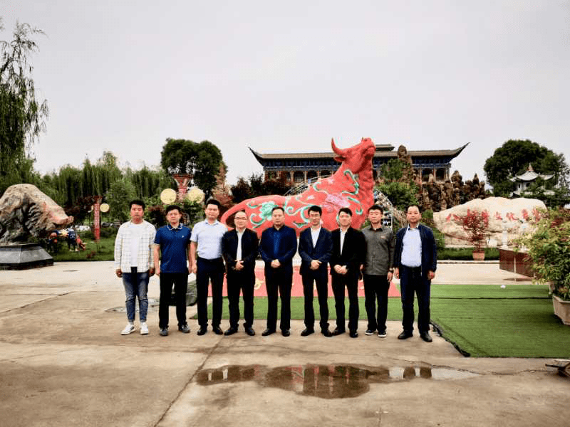 来三斤董事长陈坤祥赴临夏市考察农文旅项目