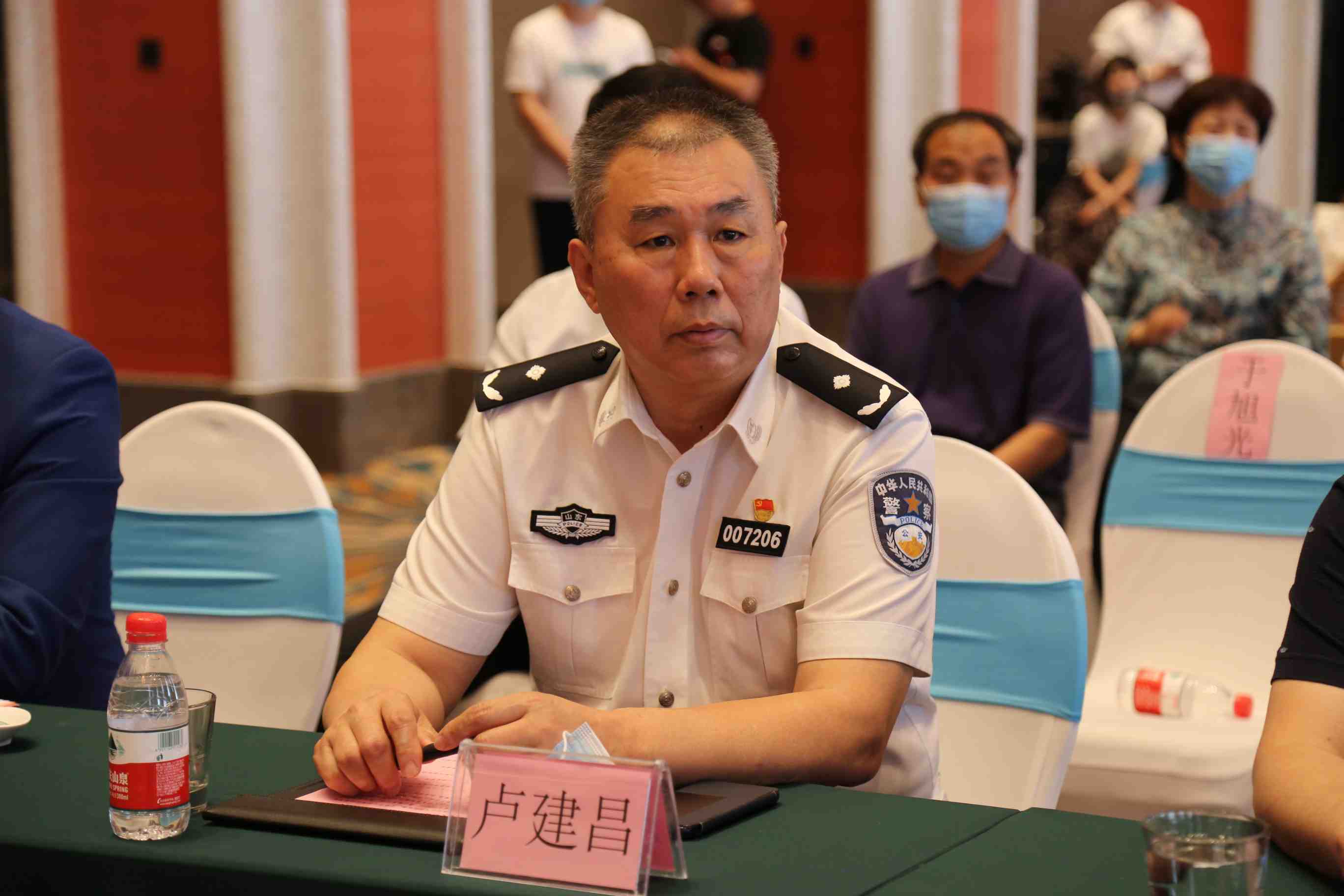 管理局副局长一级调研员武磊,济南市公安局交警支队相关领导卢建昌