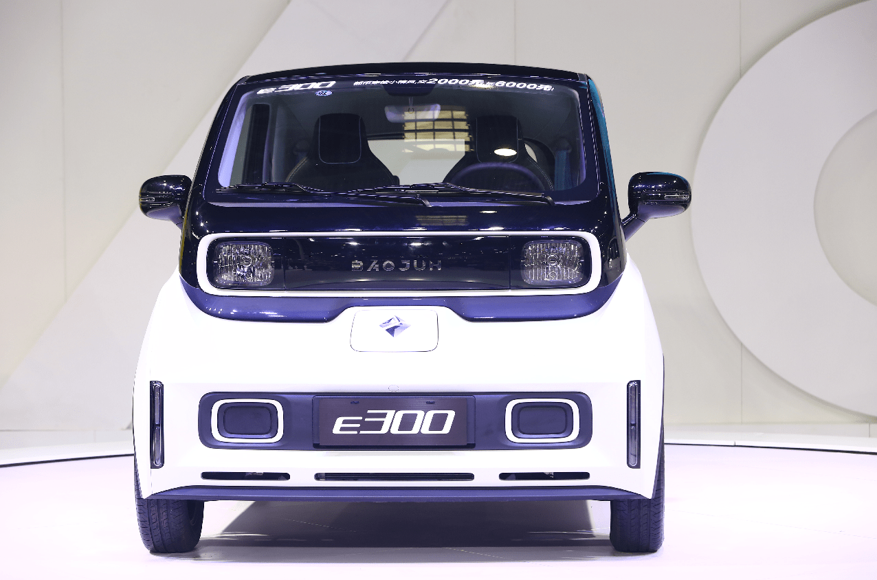 新宝骏e300/e300plus重庆车展首发预售