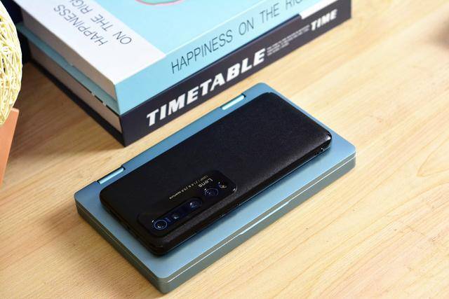 国产推出7寸触摸屏笔记本,酷睿m3-8100y处理器,小到能装进口袋_屏幕