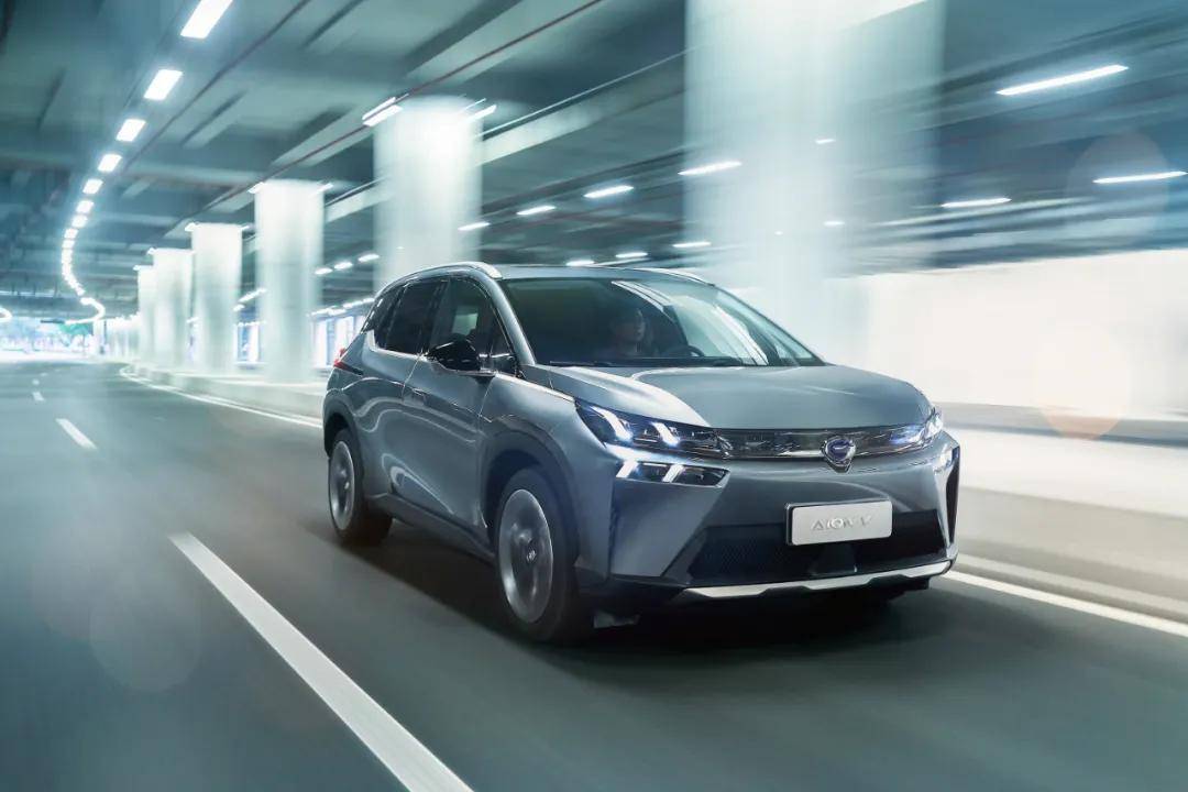 纯电自主品牌新选择,广汽新能源aion v正式上市!