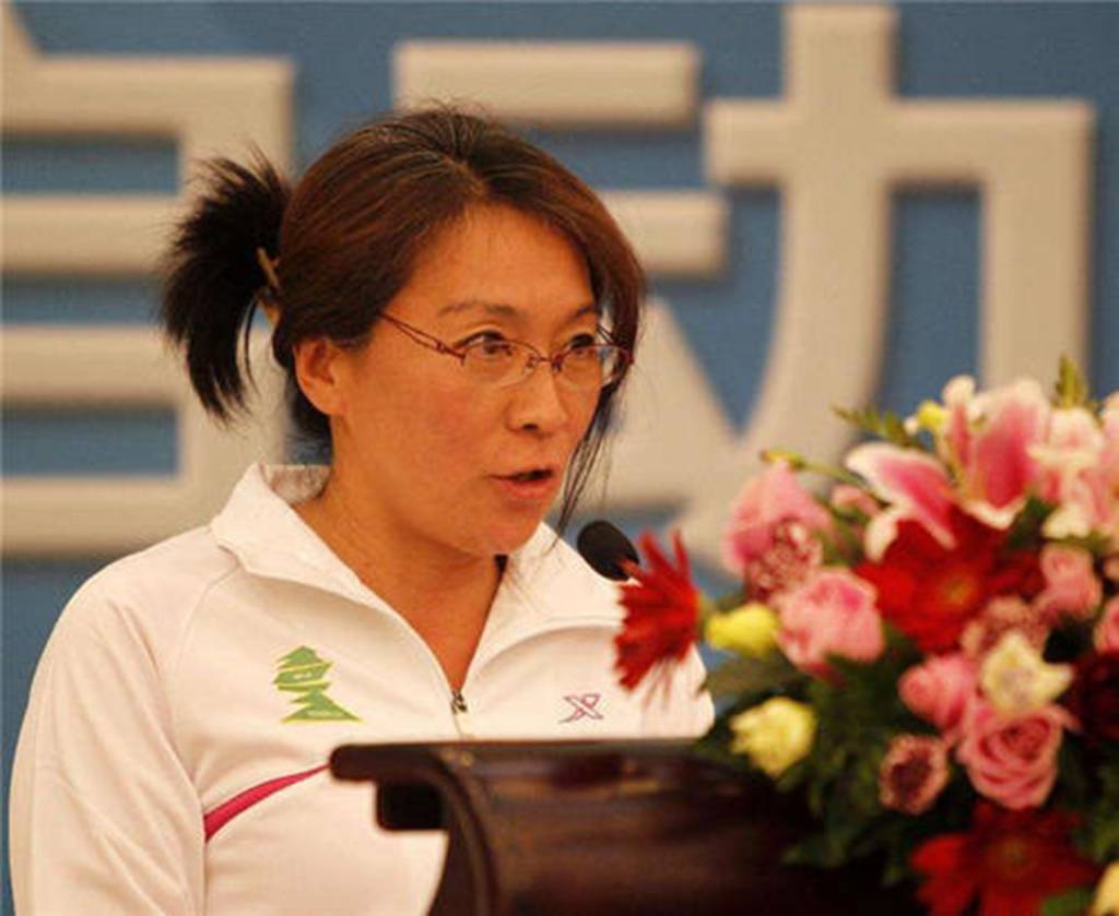 20岁夺金21岁退役,如今成公司高管_马燕红