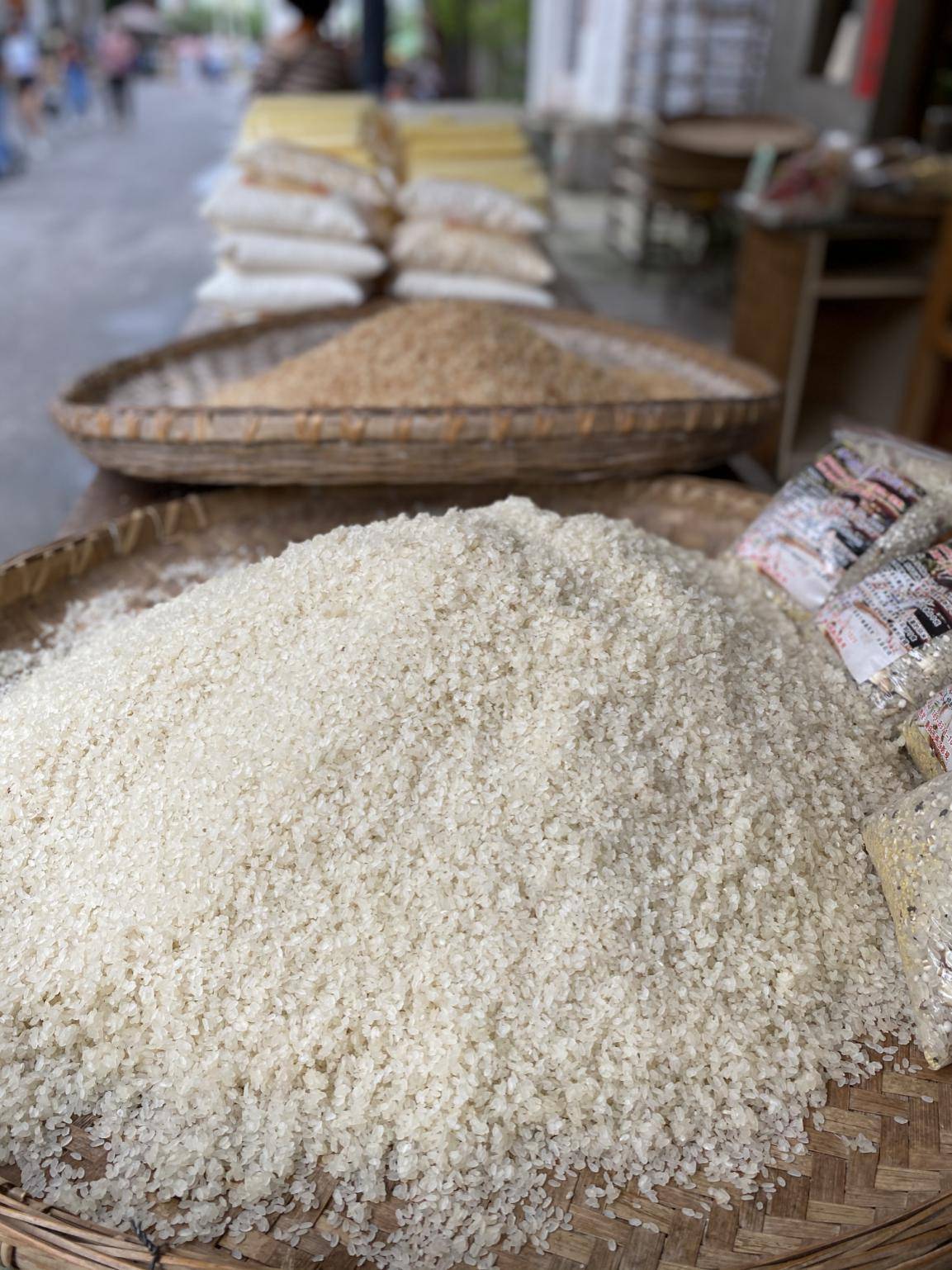 吃在影视城——传承百年的阴米