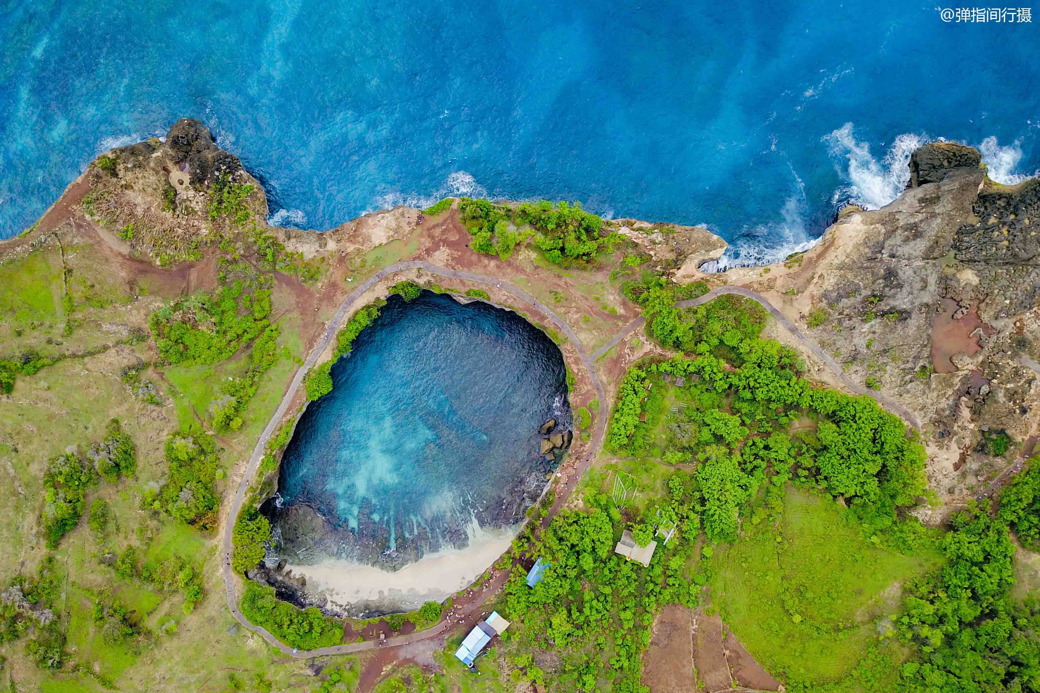 原创印尼新晋网红海岛一直藏在巴厘岛附近风光奇美却鲜有人知