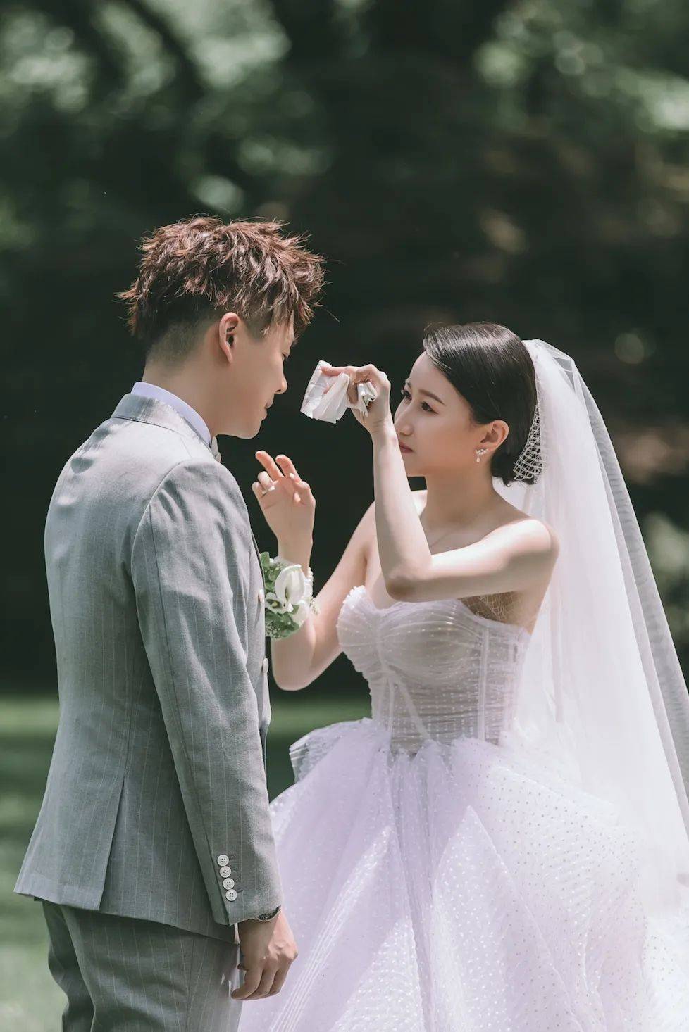 原创王牌对王牌主持人沈涛婚礼清新户外婚礼经典大气的白绿色