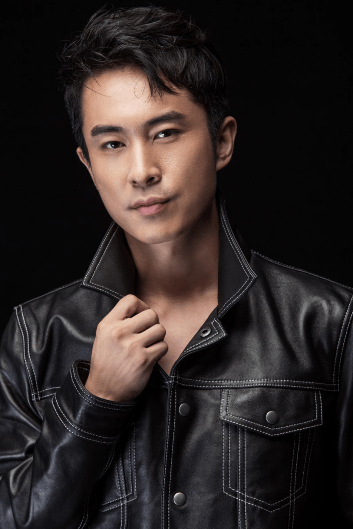 谷丰电视剧《雪线》题材新颖,切合脱贫攻坚的时代主题;故事感人,体现