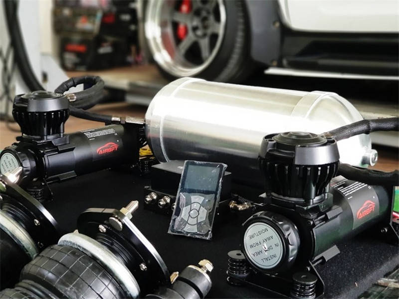 不走寻常路起亚智跑改装气动避震悬挂降低车身姿态效果