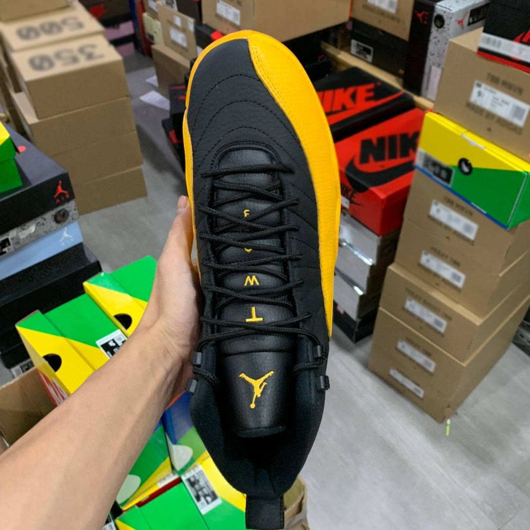 乔丹aj12黑黄airjordan12peuniversitygold篮球鞋