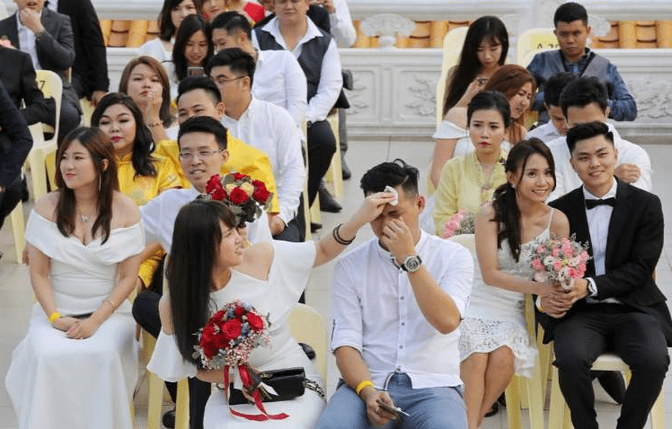 这个"一夫多妻"制国家,700万华人定居,能娶4个老婆