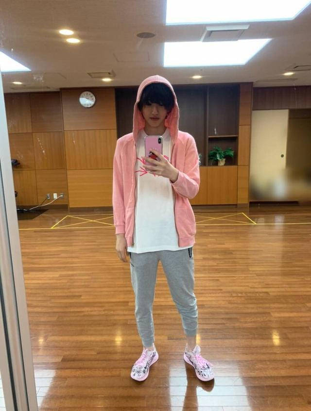 道枝骏佑自拍大曝光私下里的米七原来是这样的