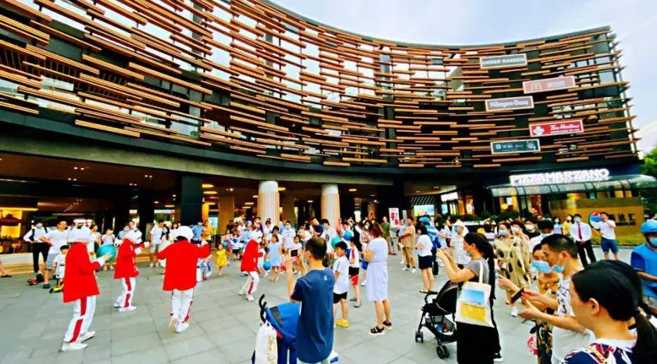 亚腾集团国内首个新达系产品新达汇三林开启场域生活新通道