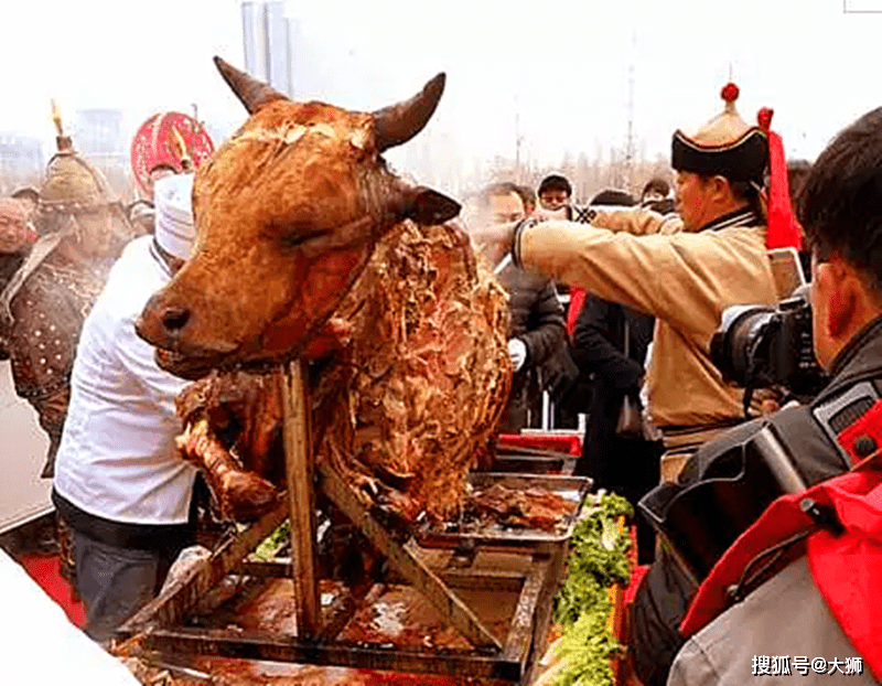 原創豬牛羊,雞鴨鵝,梁山好漢最愛吃些什麼肉?