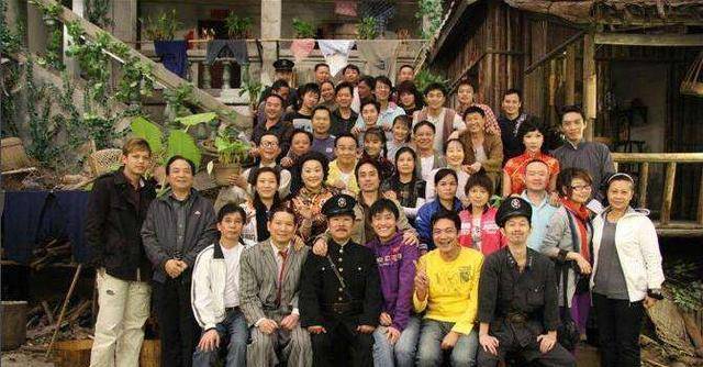 编辑七十二家房客》演员《七十二家房客》着力描画了租住在此的七十二