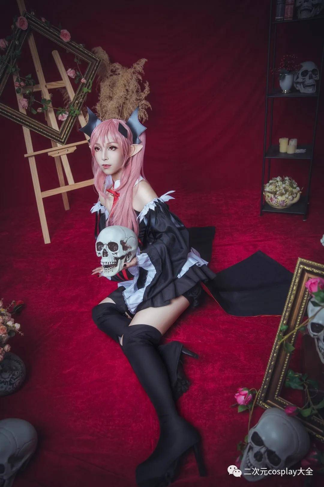 cos,美丽有范,是克鲁鲁女王本人,让我们一起来欣赏一下这组cosplay吧!