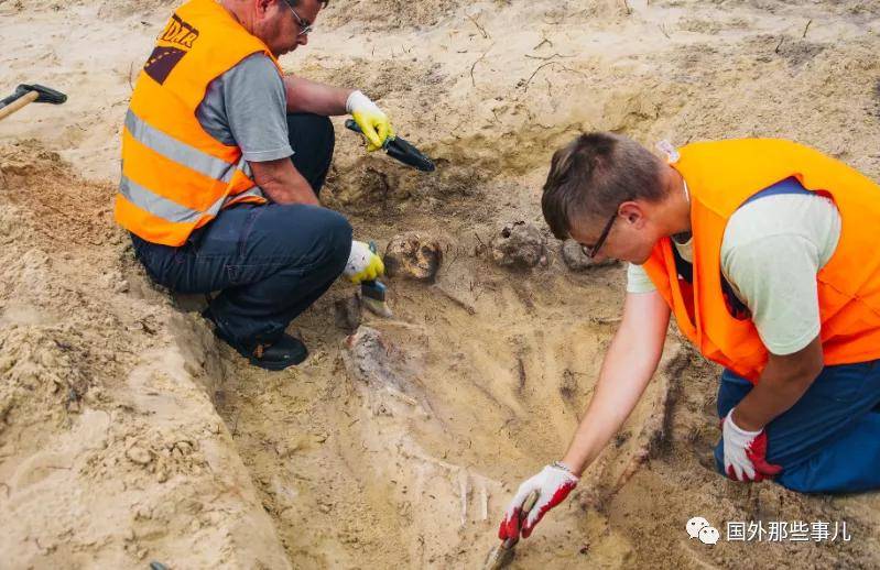 原创工人修路竟因此挖出115具尸骨其中大部分是儿童