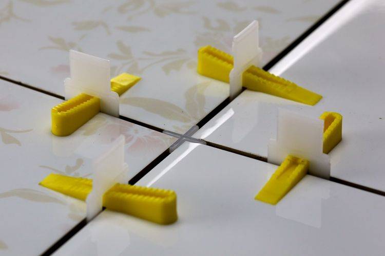 美缝技巧,瓷砖十字交接处怎么美缝