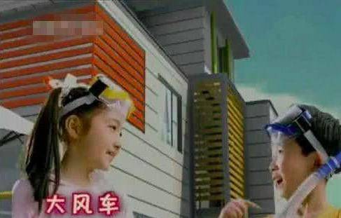 童星出道的石云鹏演技不错,和关晓彤拍过《大风车》,撞脸王千源
