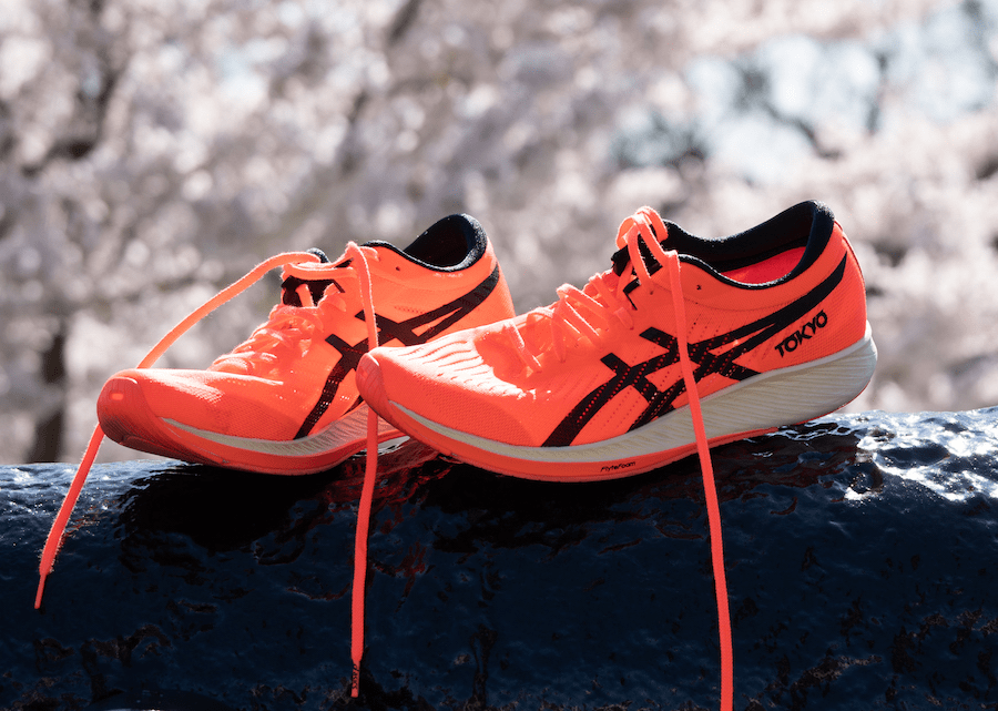 带你解析asics第一双碳板跑鞋metaracer