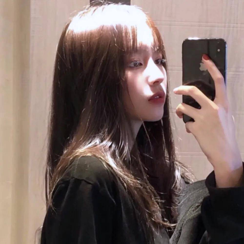 头像这么可爱的女孩子一拳下去应该能哭很久吧