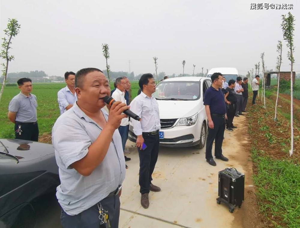 南阳市卧龙区英庄镇举办支部书记"大比武"擂台赛