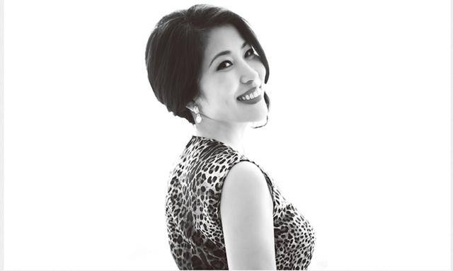 曾经的体操女神,从a股卷走近50亿赴美潇洒度日_吴冰