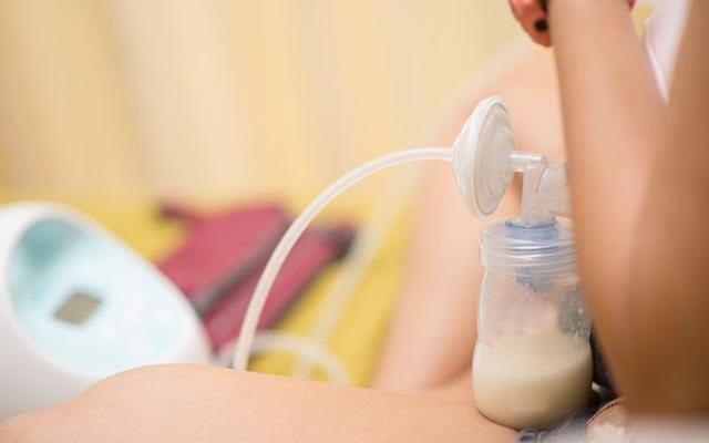 职场妈妈成主流,工作,母乳喂养如何兼得,正确储存母乳很重要_宝宝