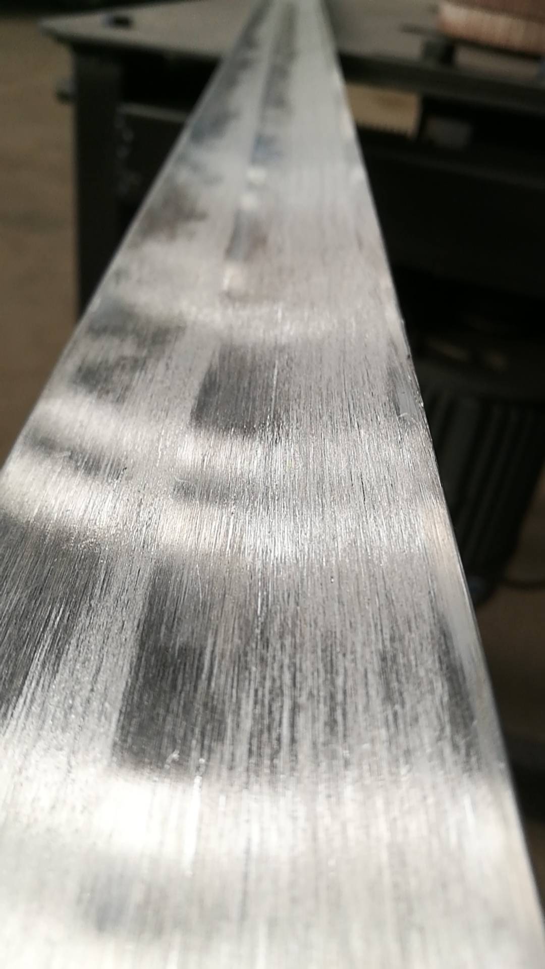 不锈钢铝合金拉丝机打磨拉丝效果