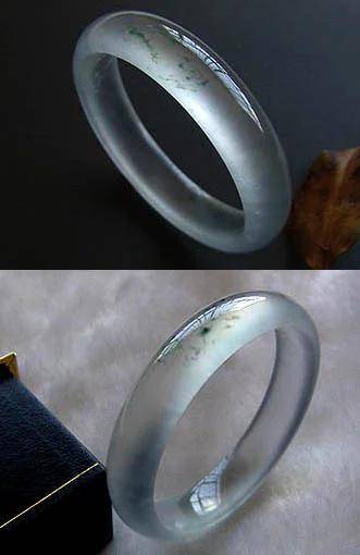 玻璃种翡翠玉最大的特点是透明度最高,几乎到了全透明! 玻璃种翡翠玉最大的特点是透明度最高,几乎到了全透明!