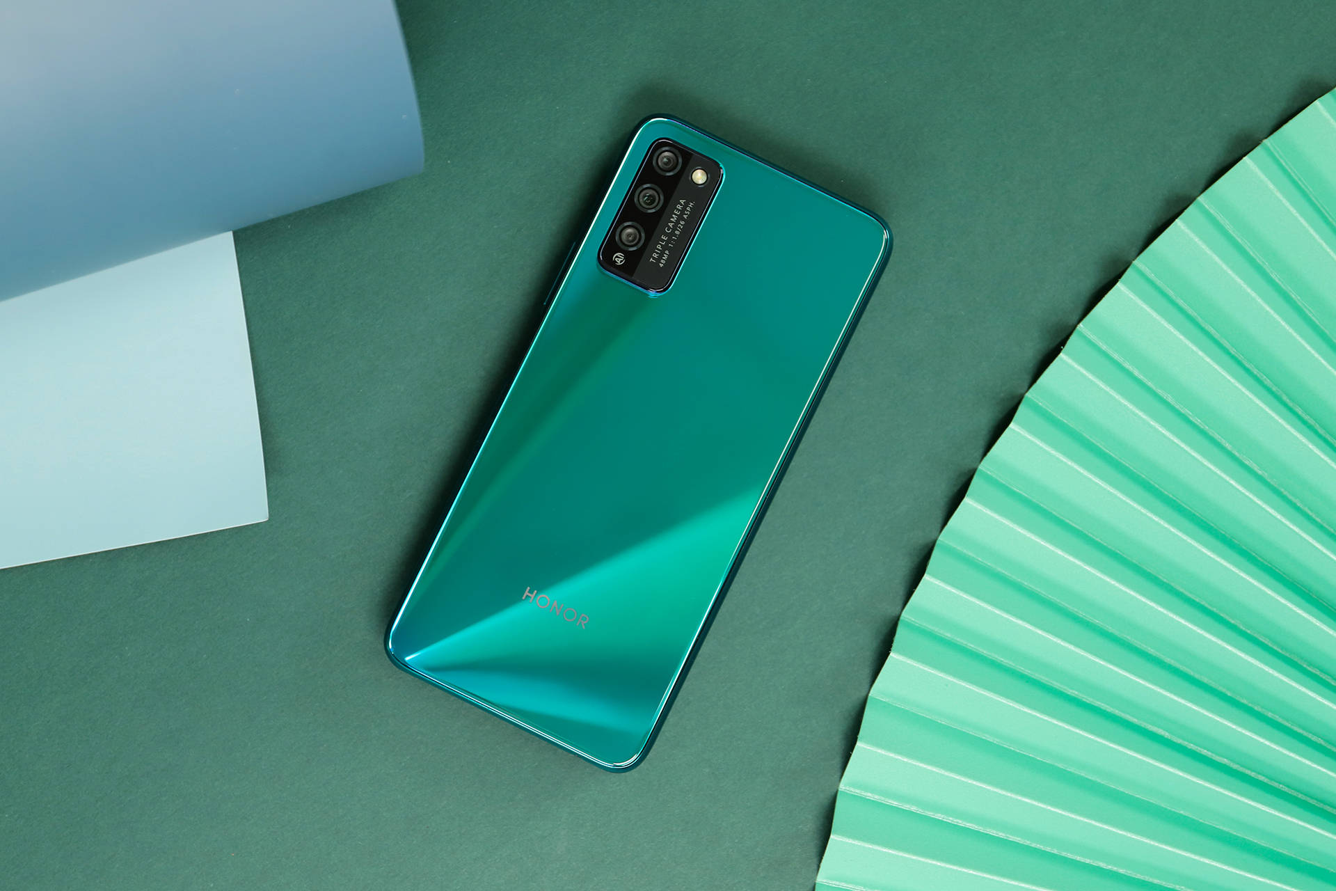 荣耀30青春版图赏光影美学设计90hz高刷新率屏