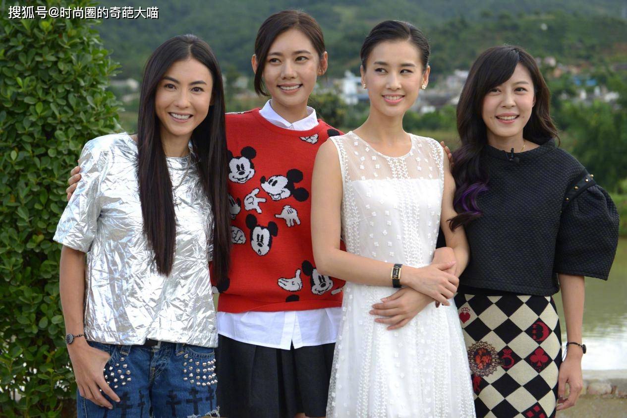 原创秋瓷炫美貌回归巅峰41岁肌肤娇嫩似少女高清镜头下也不见瑕疵