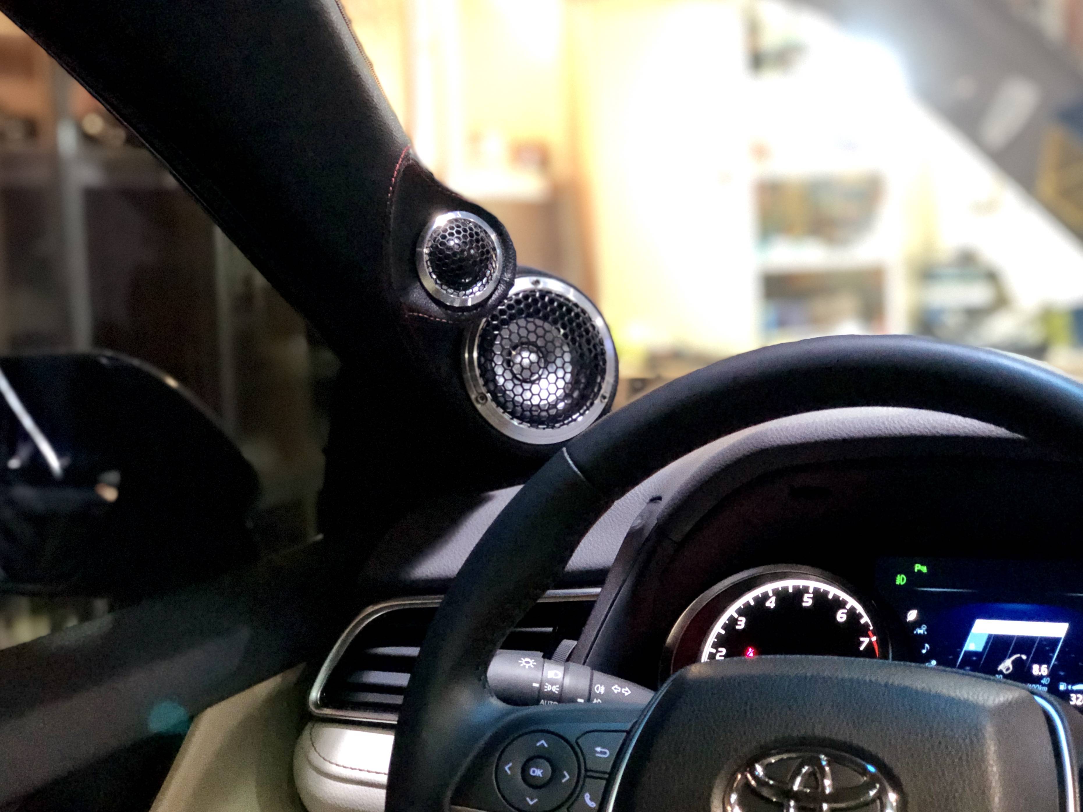 年轻人的首选云浮第八代凯美瑞汽车音响改装