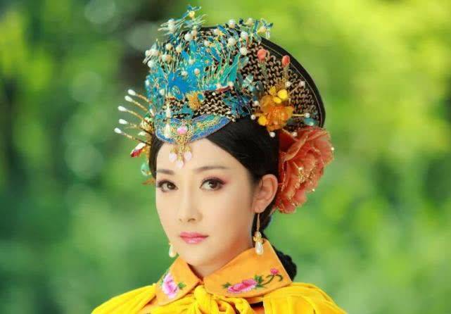 雍正登基之时,阿灵阿已经过世了.