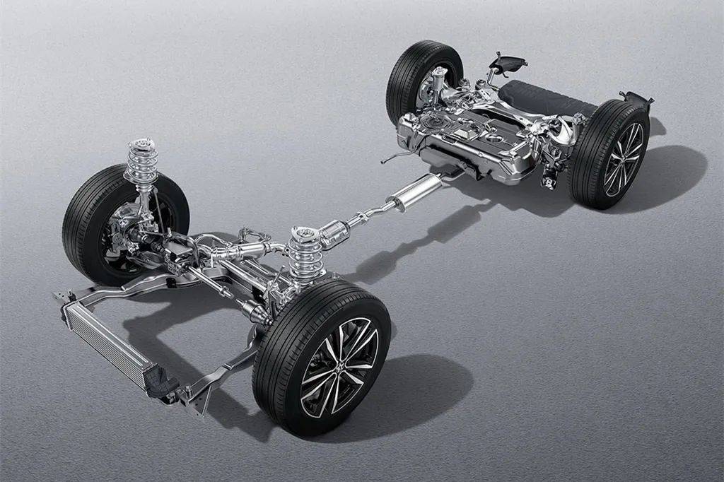 启辰星的底盘调校,正是如此:它很像把日系车的底盘和法系车的调校