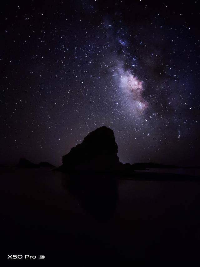 暗光拍摄也清晰,vivo x50 pro不惧黑夜挑战,为你留下美丽夜景_手机